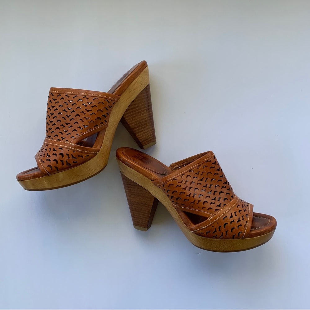 FRYE Sage Cut Slide Heel size 10